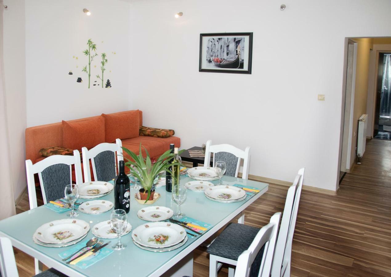 Apartments Ankica シベニク エクステリア 写真